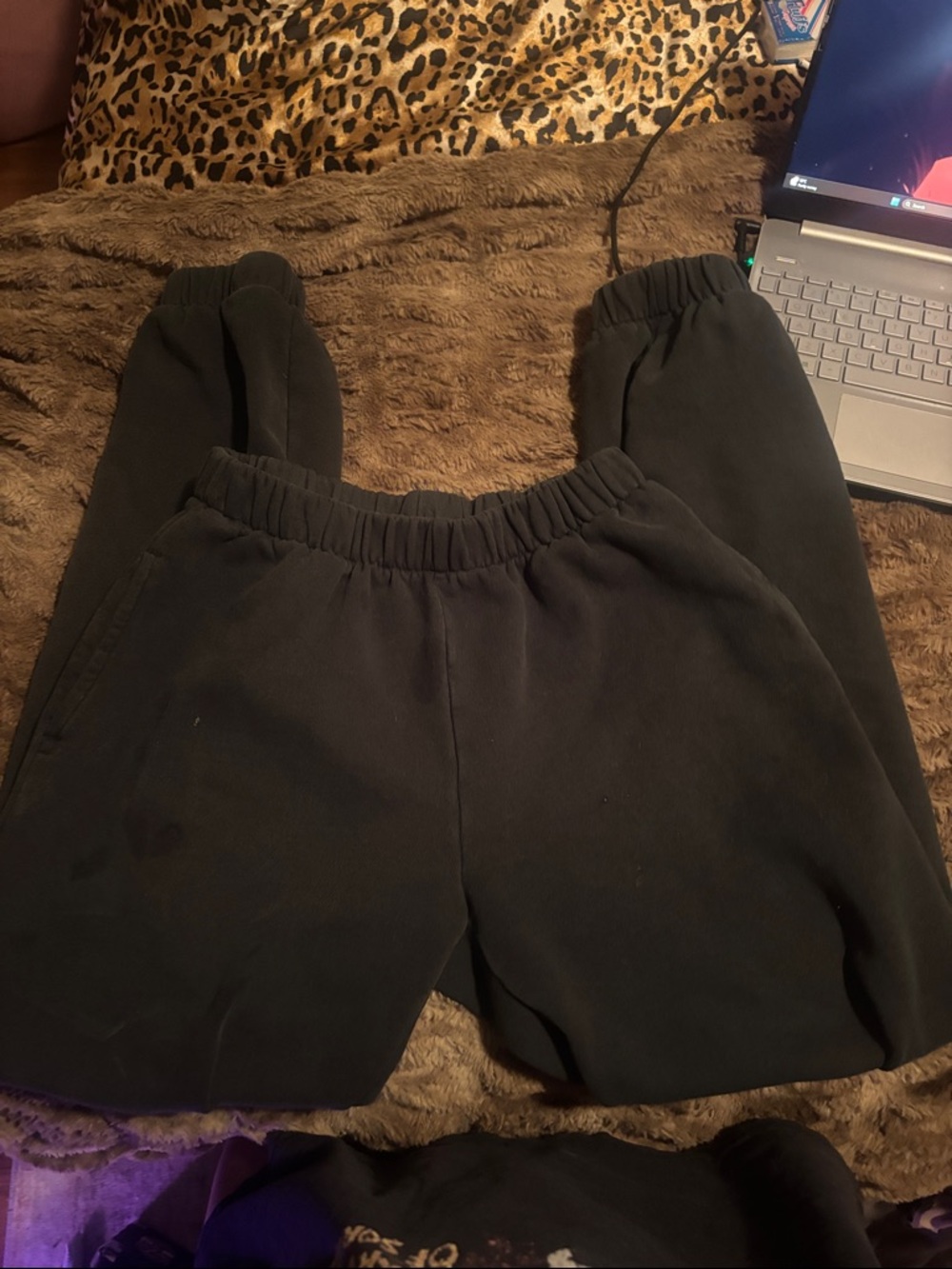 Brandy Melville Black Elastic-Waist Sweatpants